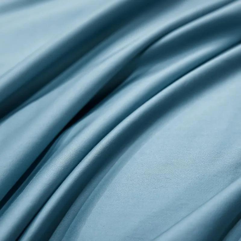 Royalis Luxury Premium Bedding Set - Creating Coziness