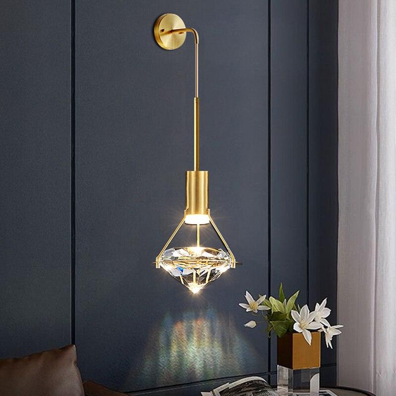 Brilliant cut wall lamp - Creating Coziness